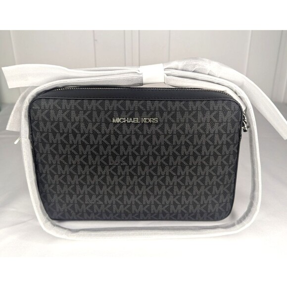 Michael Kors Jet Set Leather Crossbody Bag - Black, Brand New - Picture 6 of 6